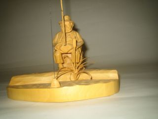 Holzfigur Angler Fischer Handgeschnitzt Holzschnitzerei 32 Cm Diorama Bild