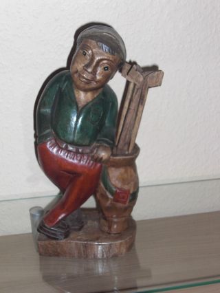 Holzschnitzerei,  Holzfigur,  Golfspieler.  31 Cm Hoch. Bild