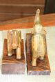 Alte Holz Buchstützen Mit 2 Trompetenden Elefanten,  Dunkler Sockel,  Heller Elefant Holzarbeiten Bild 6
