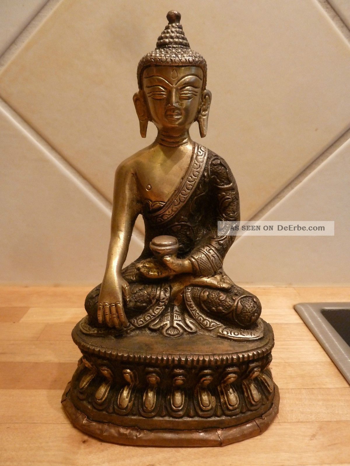 Hand Crafted Buddha Statue Tibet Buddhismus 900g Messing Silber Kupfer Nepal Entstehungszeit nach 1945 Bild