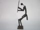 Skulptur Krieger Aus Eisen,  Geschweißt,  Schwer,  Recycling,  Simbabwe,  Afrika Entstehungszeit nach 1945 Bild 1
