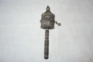 Gebetsmühle Oder Mani - Mühle Mit Papierrolle Aus Nepal Patan Bild