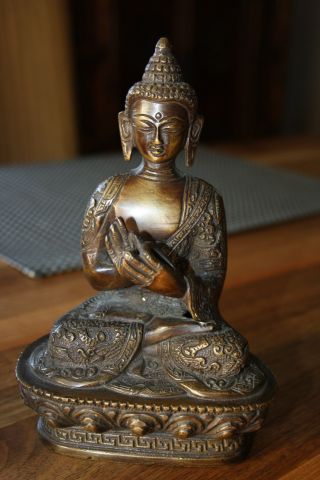 Schöner Buddha Nepal Bronce / Messing 17 Cm.  A.  M.  Sammlung Bild