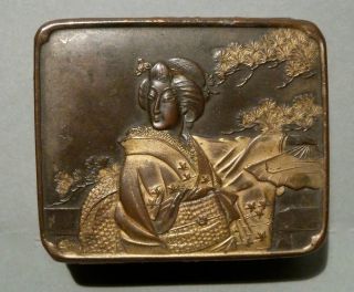 Alte Bronzedose Japan Um 1900 Teilweise Vergoldet Geisha Asiatika Bild