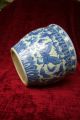 Alte Vase,  Blumentopf Porzellan China,  Blau - Weiß Handarbeit,  Höhe 25 Cm Entstehungszeit nach 1945 Bild 1