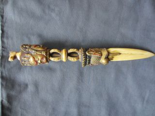 Phurba,  Aufwendig Geschnitzt,  Bein,  Antike Beinschnitzerei,  Drei Köpfe,  Pferd Bild