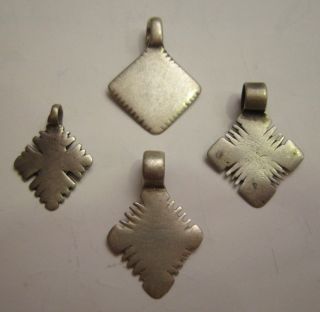 4 Silberanhänger,  Kreuzähnlich,  Äthiopien,  4 Silver Cross Pendants,  Ethiopia Bild