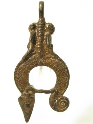 Schönes Amulett Chamäleon Guin Gan Schmuckanhänger Brass Pendant Chameleon Bild