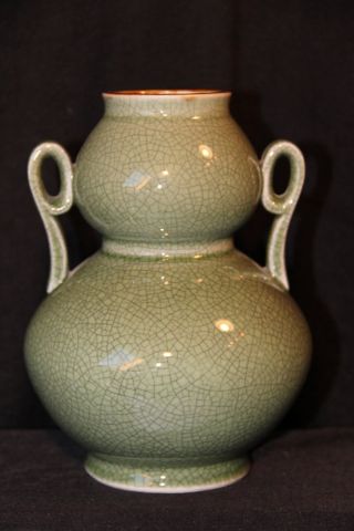 China,  Große Vase,  Seladon,  Krakeliert,  Seitl.  Handhaben,  Qing - Dynastie 20.  Jh. Bild