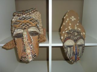 2 Antike Afrikanische Masken (vermutlich:) Kuba - Ngady A Mwaash (amwaash) Bild