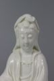 Guan Yin Kwan Yin Buddha Statue Porzellan Figur Tibet Buddhismus Yoga China Entstehungszeit nach 1945 Bild 1