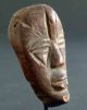 Seltene,  Alte Afrikanische Miniatur - Maske,  Höhe Ca.  6,  5 Cm,  Metallsockel Entstehungszeit nach 1945 Bild 1