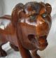 Tierskulptur Löwe Aus Holz 45 Cm Palisander - Geschnitzt Handarbeit Aus Pakistan Entstehungszeit nach 1945 Bild 1
