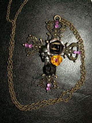 1 Große Kreuz Totenkopf Anhänger Amulett Kette Halskette Blumen Skrull Gothic Bild