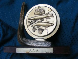 Alter Schwerer Aaa Angelpokal Angelpreis Metall Auf Holz Fisch Angler Selten Bild