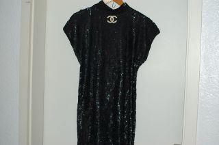 Vintage Pailetten Kleid Chanel Gr.  42 Mit Brosche Bild