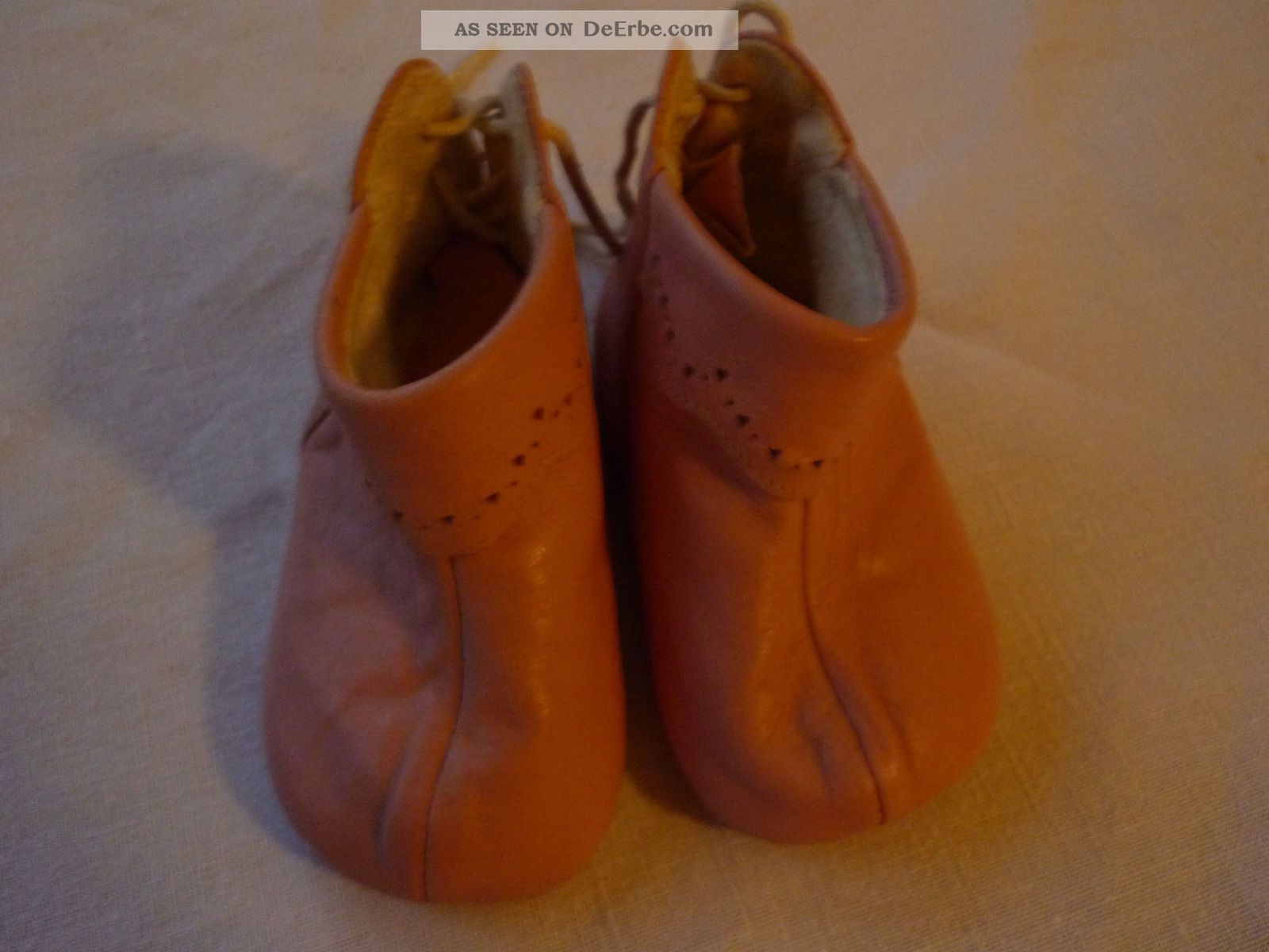 Alte Zuckersüße Rosa Baby Schuhe Elefanten Aus Den 50ger Jahren Leder Kleidung Bild