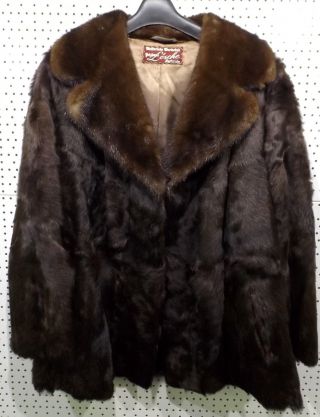 Schöne Mittellange Nerz Pelzjacke - Meisterliche Wertarbeit Pelzhaus Lösche Ka Bild