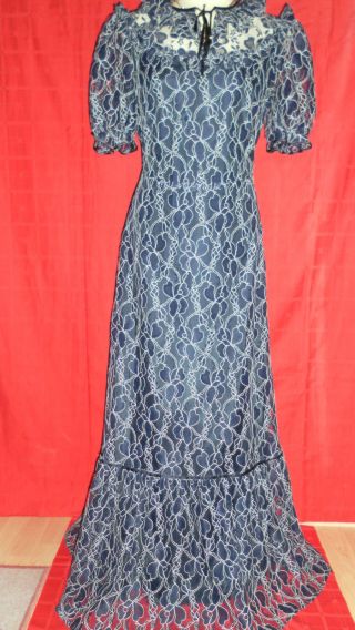 True Vintage,  Spitzen Kleid Abendkleid Ballkleid Rüschen Puffärmel Nachtblau Bild