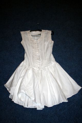 Altes Weißes Kleid Aus Dem 80er Jahren Gr.  S Getragen Aus Ddr Zeiten Bild