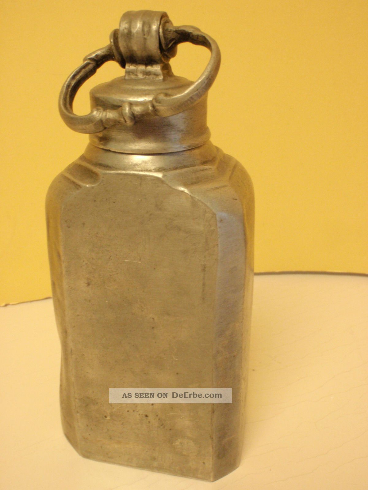 Zinn Flasche Mit Verschluss Punze 1710 Mt Aus Nachlass Gefertigt nach 1945 Bild