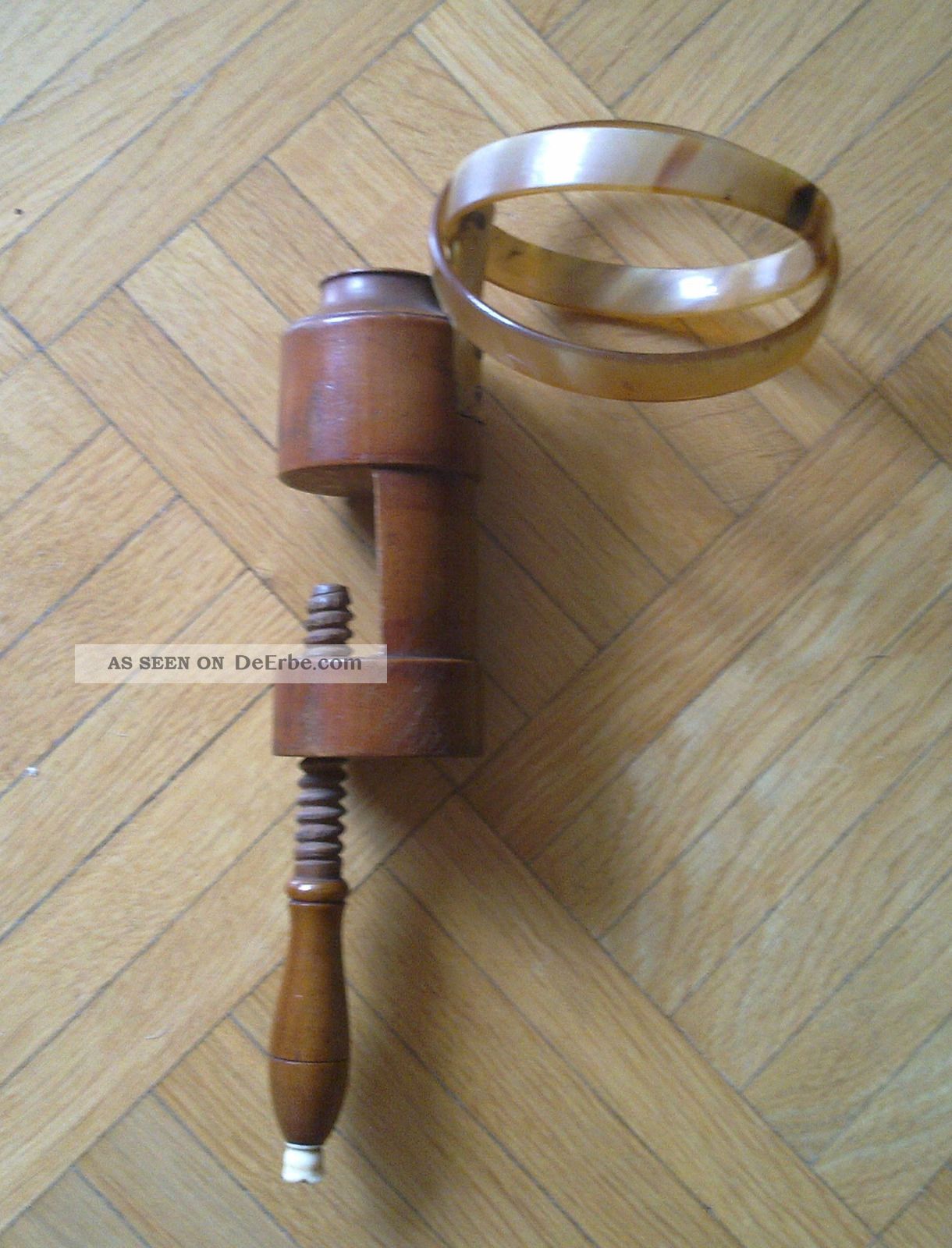 FREEBLOSS 12 Stück Mini Stickrahmen Aus Holz - 2,5–5,1 Cm Mit Schlüsselanhänger - DIY Bastelset