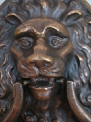 Antik Bronze Türklopfer Löwe Bild