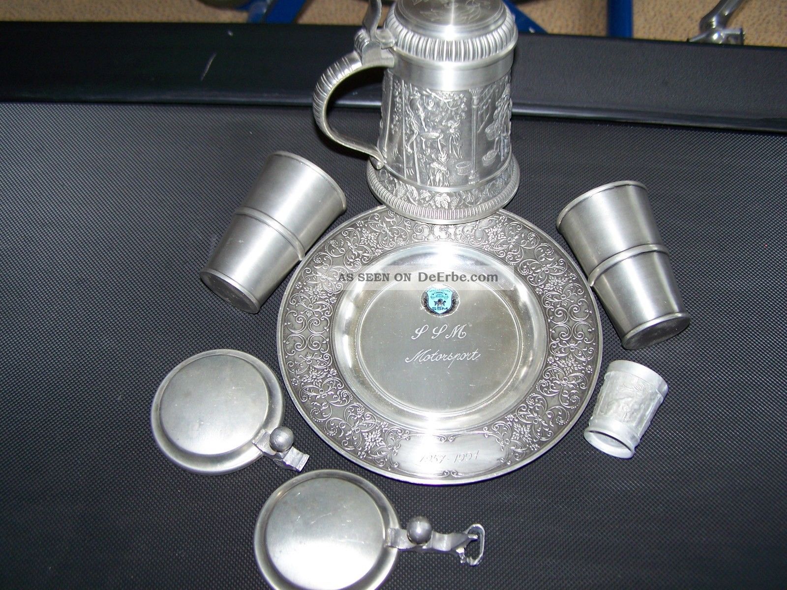 Zinn - Teller - Krug - Becher - 1680 Gramm Gefertigt nach 1945 Bild