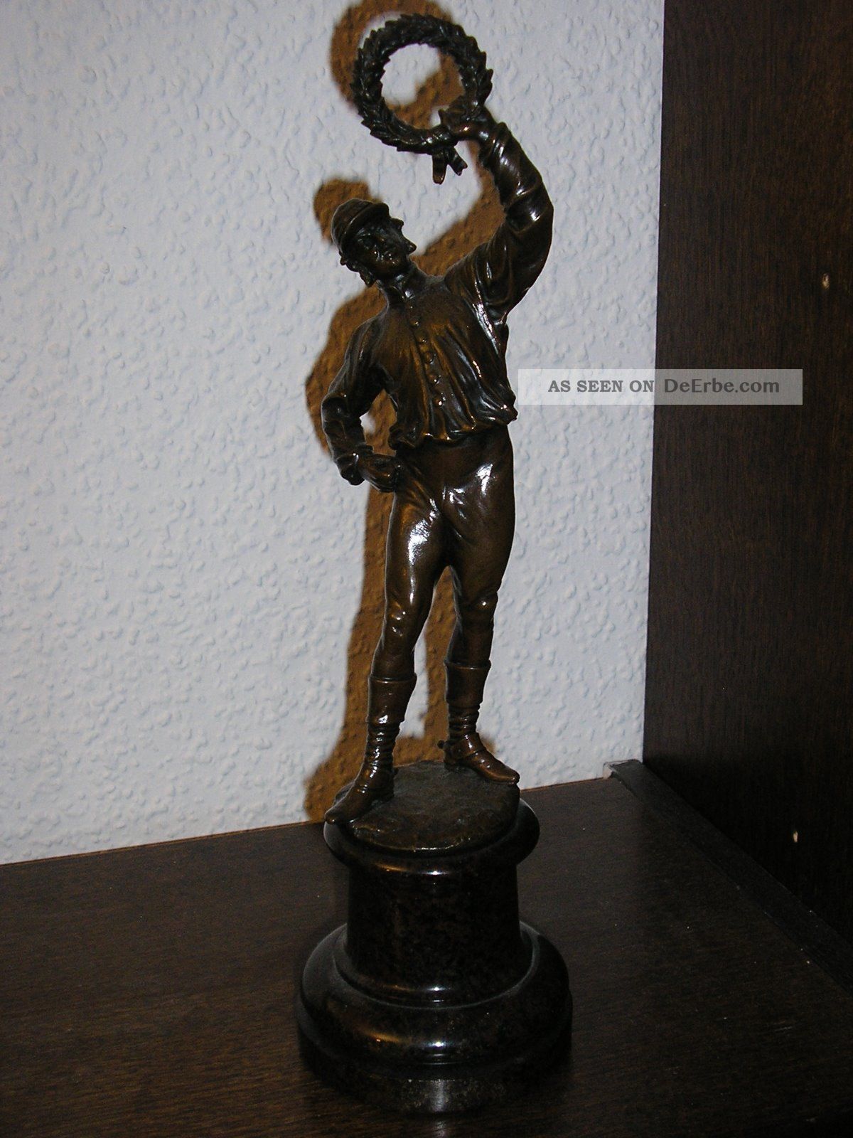 Figur Jockey Grauguss Poliert Bronze Bild