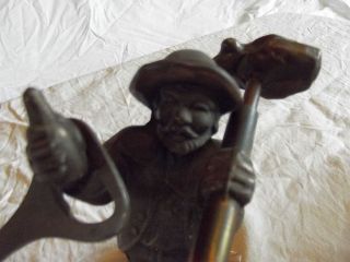 Bronze Figur Mit Marmor - Sockel Und Flachenöffner Sowie Korkenzieher Bild