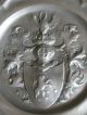 Wandteller Sammelteller Zinn? Wappen Relief 23 Cm Gefertigt nach 1945 Bild 1