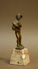 Alte Wienerbronze ' Hans Mit Glücksschwein ' Figur Aus Bronze Auf Marmor Sockel 1900-1949 Bild 2
