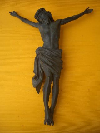 Alter Jesus Christus - Gekreuzigt - Figur - Kruzifix - Skulptur - Korpus Bild