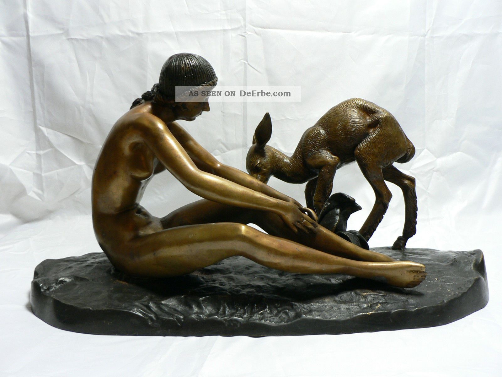 Große Skulptur Sitzende Nackte Frau Mit Reh Bronze Od.  Messing Ca.  13 Kg Bronze Bild