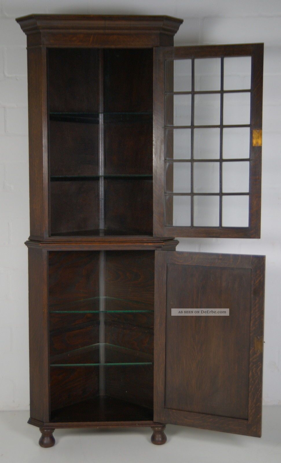 antik_eckschrank_eckvitrine_eiche_massiv_vitrinenschrank_schwarz_grnderzeit_4_lgw