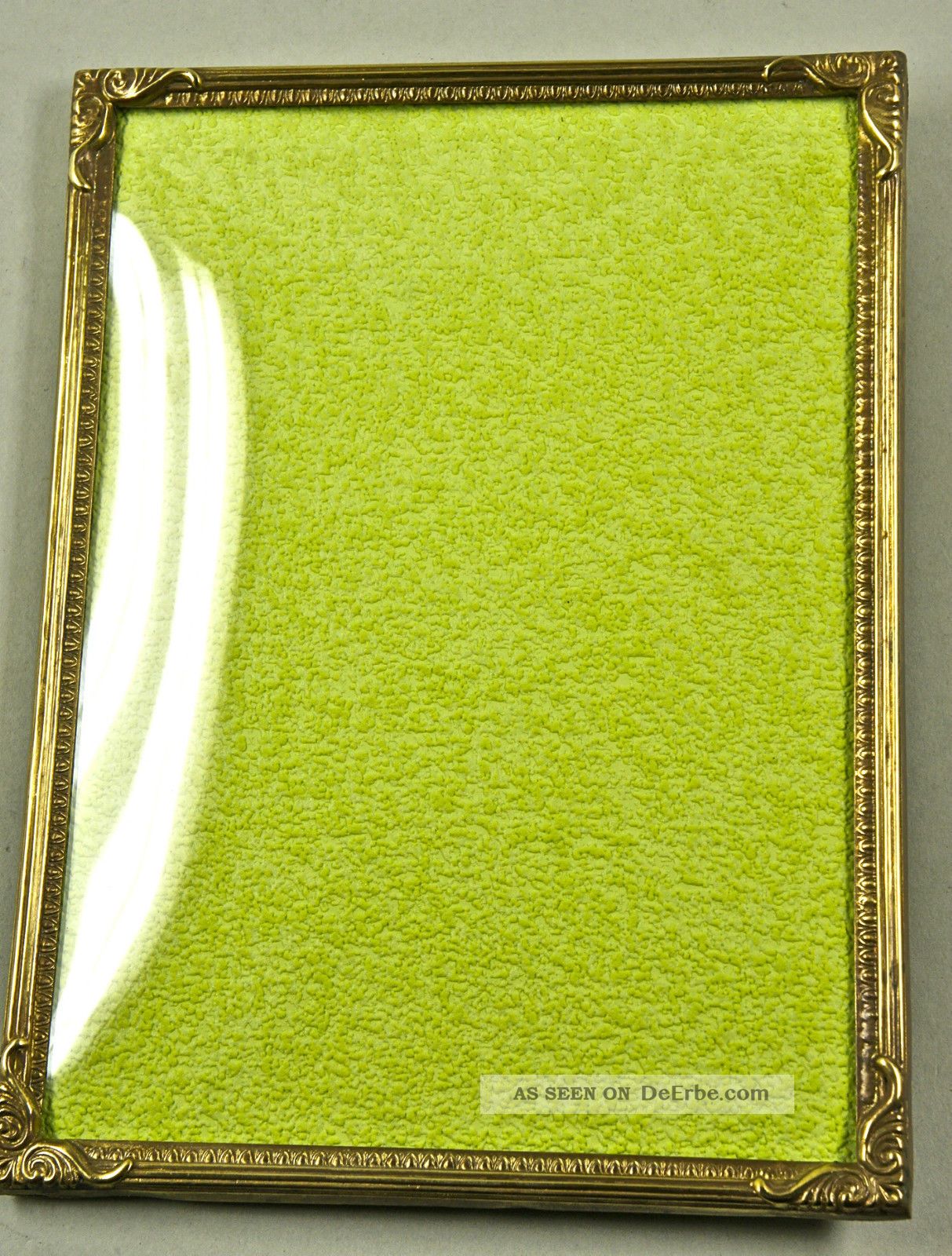 Metallrahmen,  15x20 Cm,  Messing,  Mit Gewölbtem Glas.  Antik. Rahmen Bild