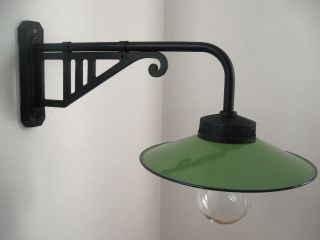 Gartenlampe,  Hoflampe,  Außenlampe,  Wandlampe,  Fabriklampe Bild