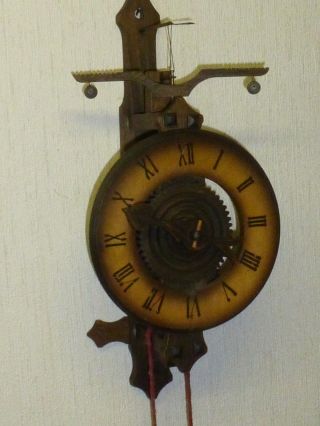 Waagbalkenuhr,  Einzeiger - Uhr,  Mechanische Holzuhr Mit Holzzahnrädern,  Skelettuhr Bild