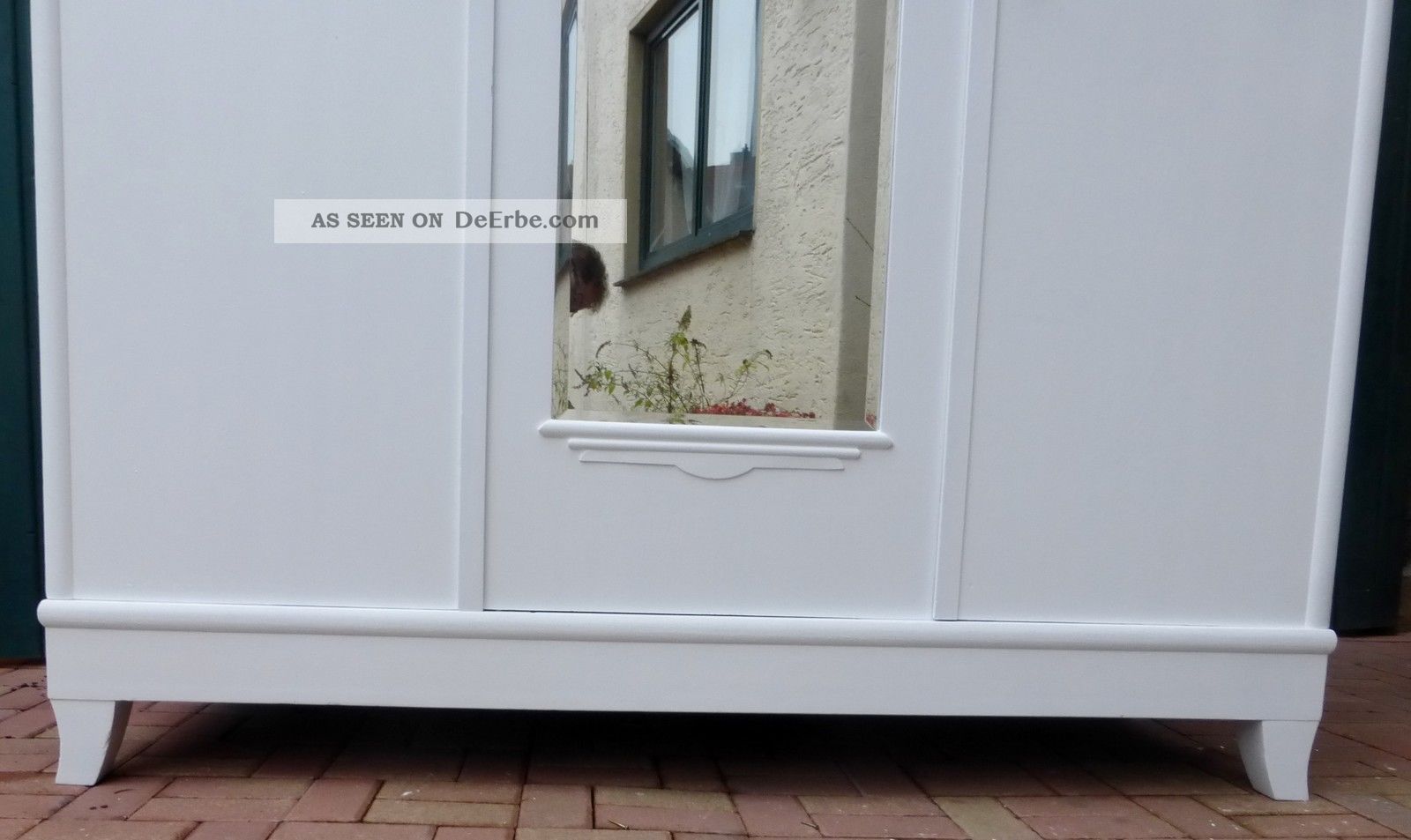 Großer Antiker Kleiderschrank In Weiß, Spiegel, Landhausstil