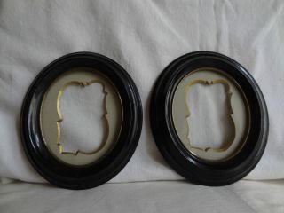 Ein Paar Ovale Biedermeier - Porträtrahmen Mit Passepartouts,  Orig.  Glas Bild