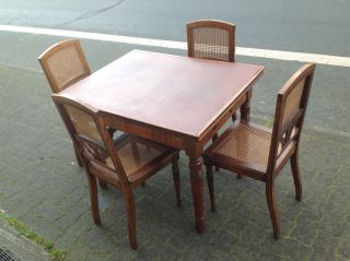 Antik Tisch Und 4 Stühle Bild