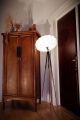 Cocoon Tripod Steh Lampe Mid Century Design Moon Loft Stativ Antik 60 Geschenk Gefertigt nach 1945 Bild 9