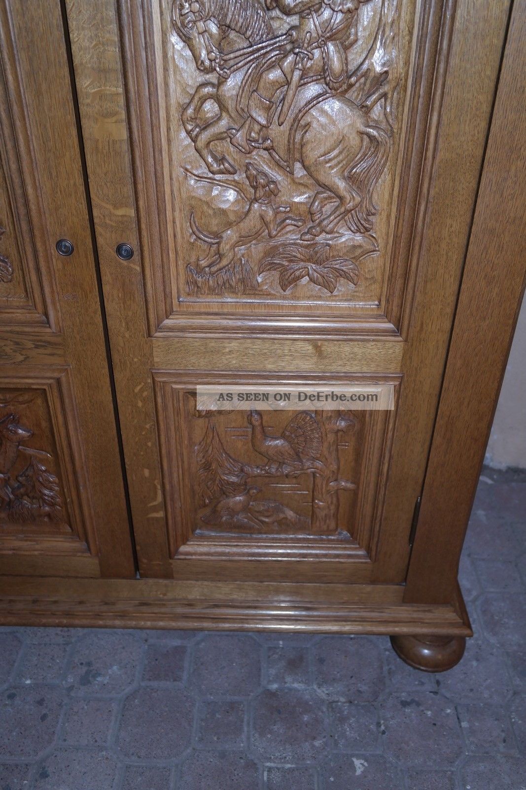 Jagdschrank, Antik Schrank, Schnitzerei Schrank, Waffenschrank
