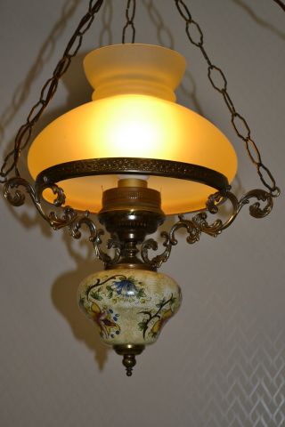 Deckenlampe In Petroleumlampen Stil Bild