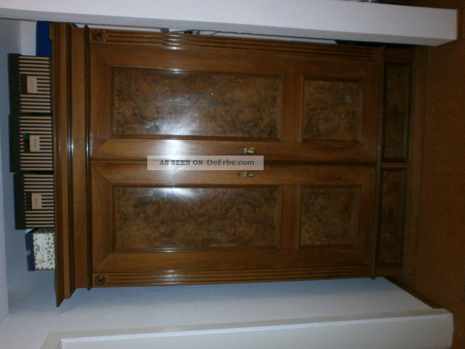 Kleiderschrank Antike Originale vor 1945 Bild