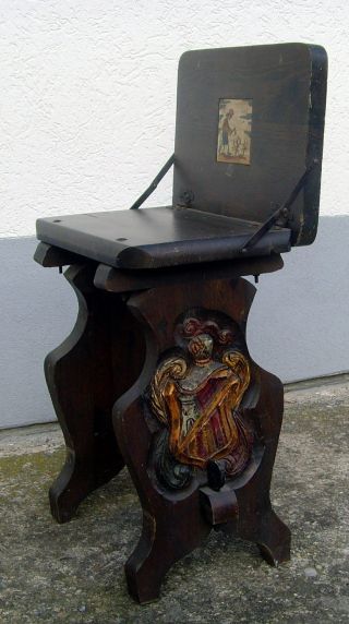 Mittelalter Stuhl - Hocke Handgeschnitztem Ritter - Wappen Handarbeit Bild