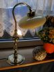 Wunderschöne Antike Jugendstil Tischlampe,  Messing,  Glasschirm,  Um 1910 Antike Originale vor 1945 Bild 1