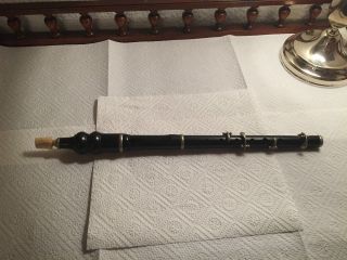 Sehr Alte Oboe Blasinstrument Musikinstrument Flöte Bild