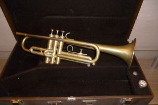 B - Trompete Getzen Raw Brass (gesandstrahlt) Bild