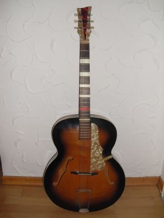 Schöne Gebrauchte Gitarre Vintage Made In Germany Bild